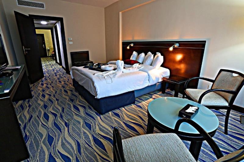 hotel-mena-tyche-amman-aman-flynferry