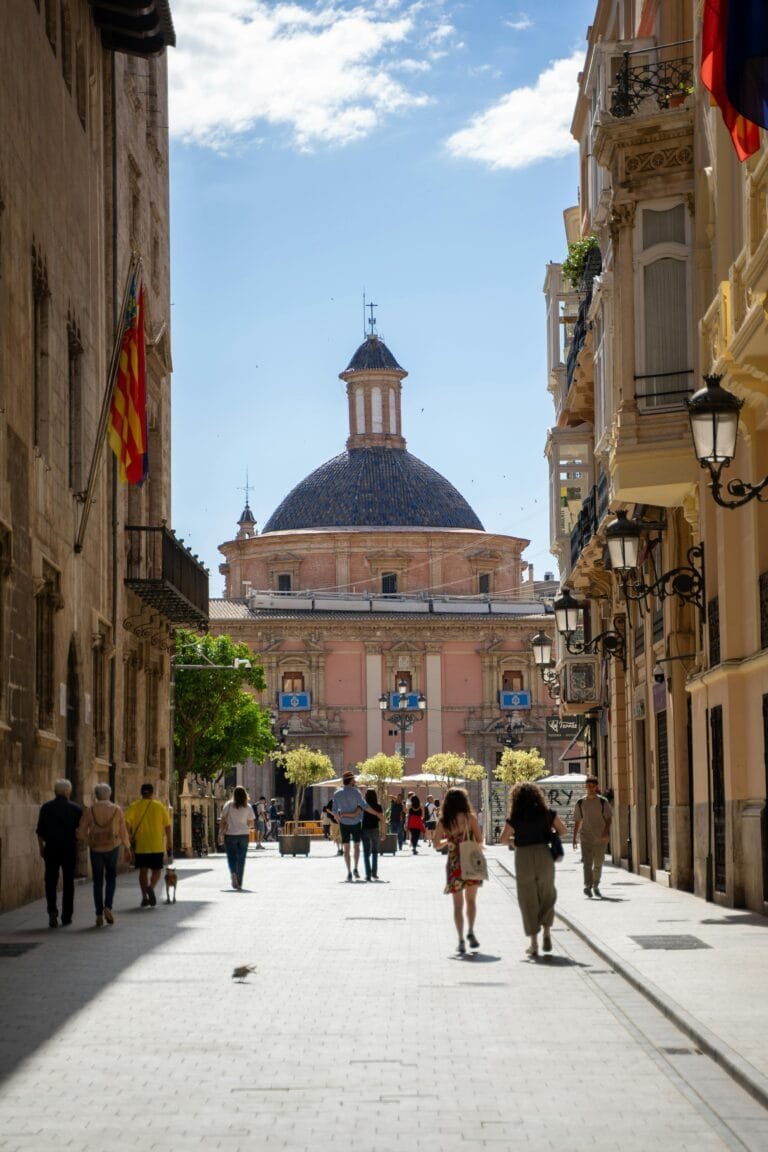 Rue a Valence - flynferry.com